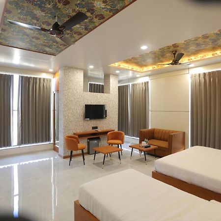 Hotel Pride Of Chittor Chittorgarh Екстер'єр фото