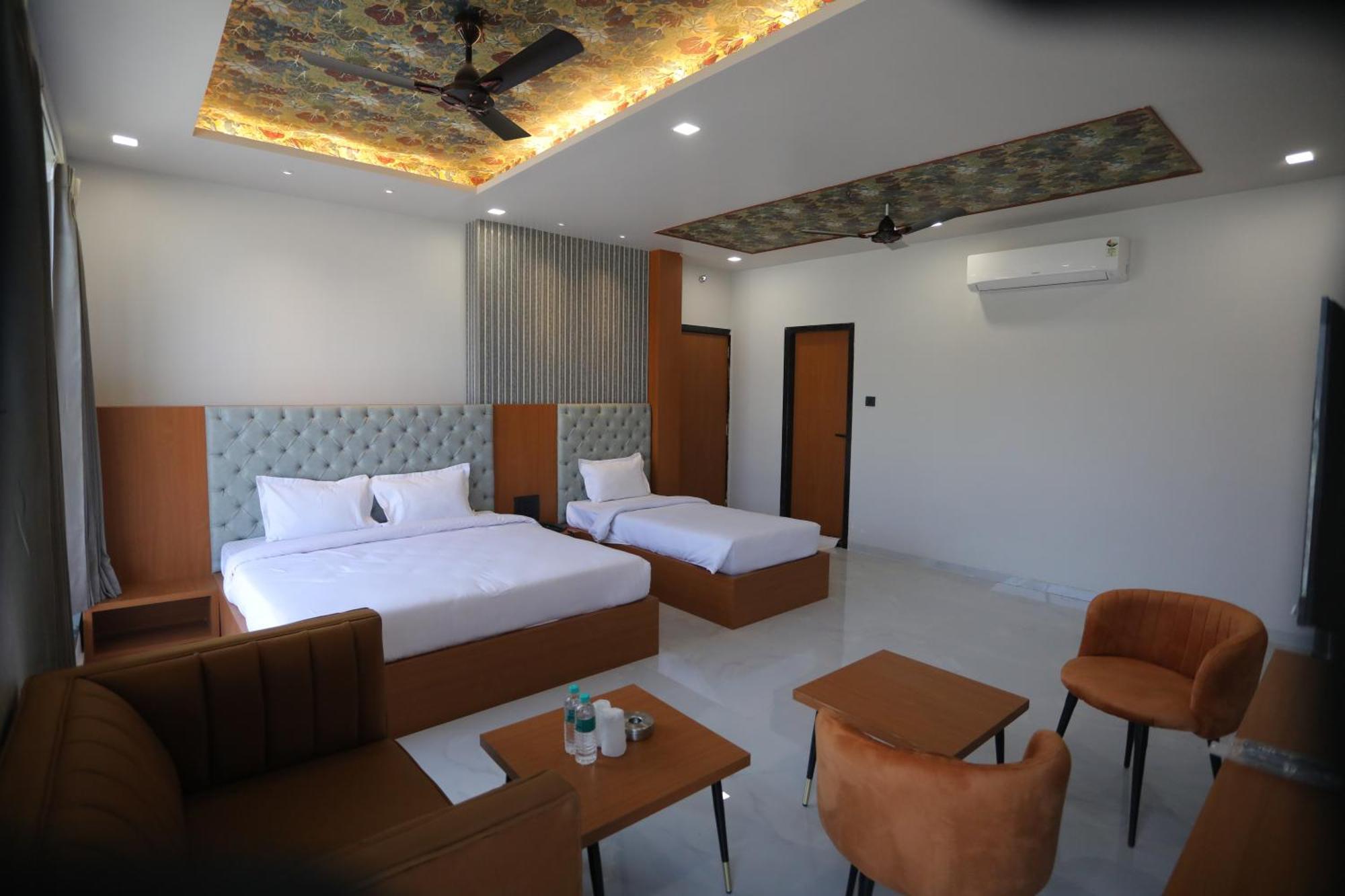 Hotel Pride Of Chittor Chittorgarh Екстер'єр фото