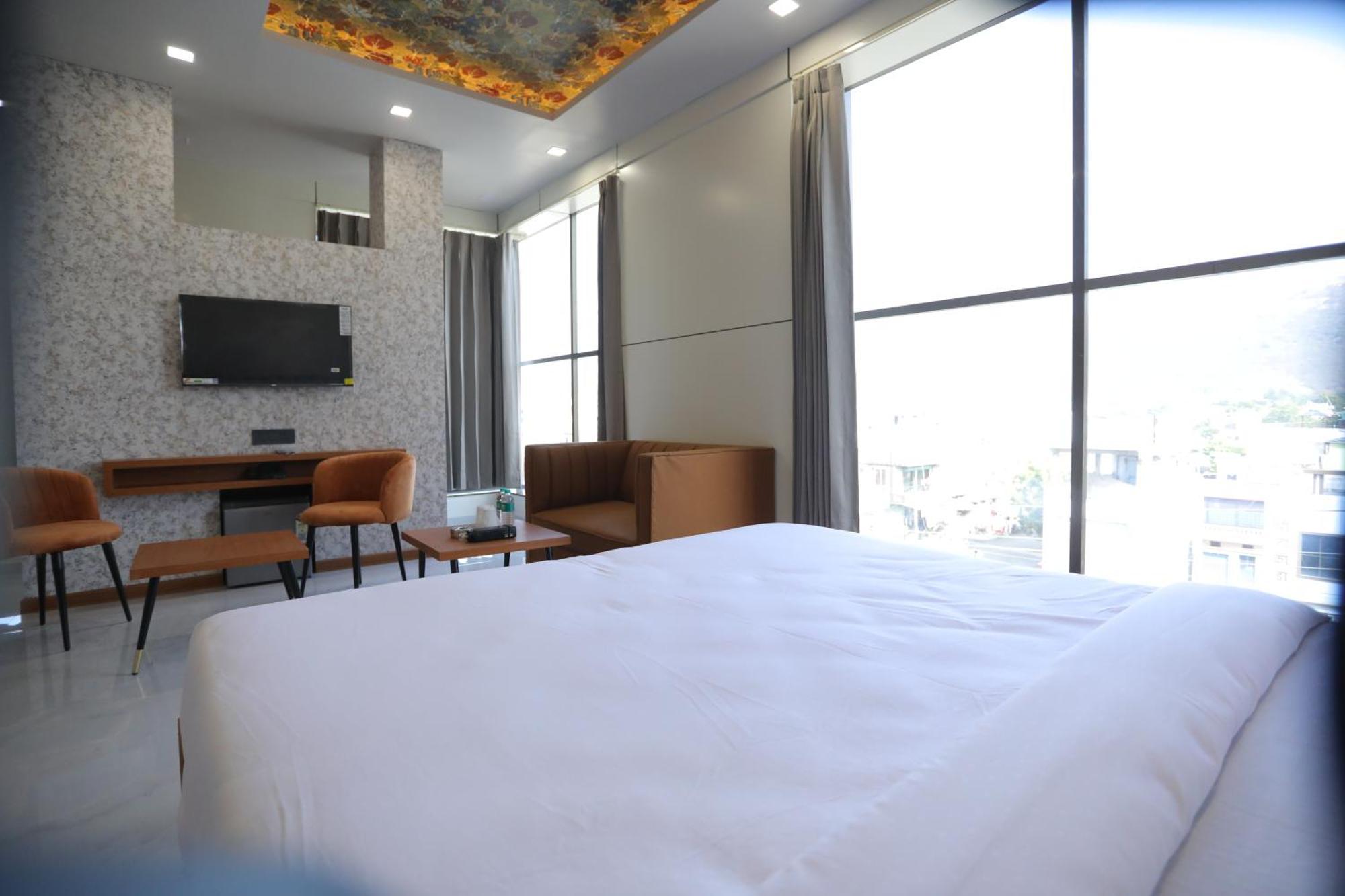 Hotel Pride Of Chittor Chittorgarh Екстер'єр фото