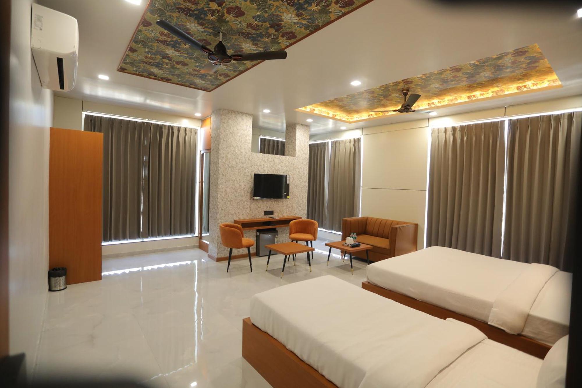 Hotel Pride Of Chittor Chittorgarh Екстер'єр фото