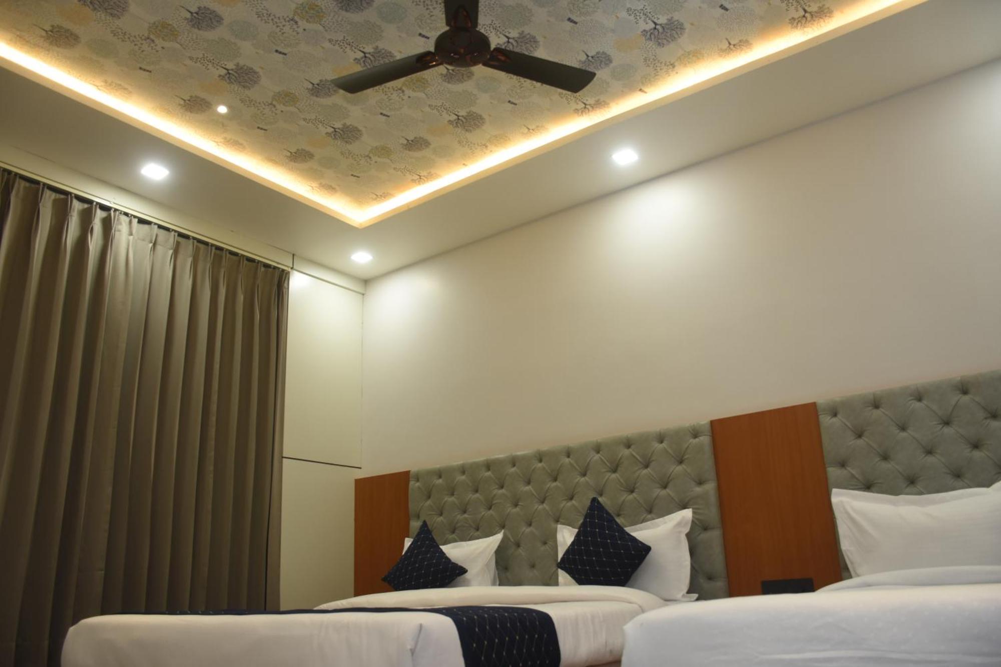 Hotel Pride Of Chittor Chittorgarh Екстер'єр фото