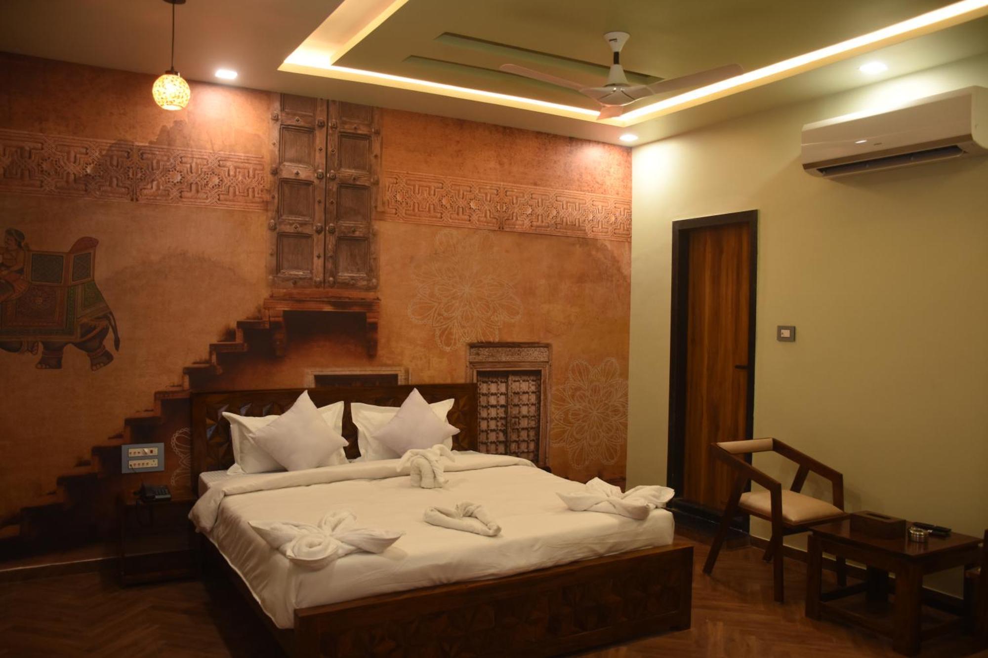 Hotel Pride Of Chittor Chittorgarh Екстер'єр фото